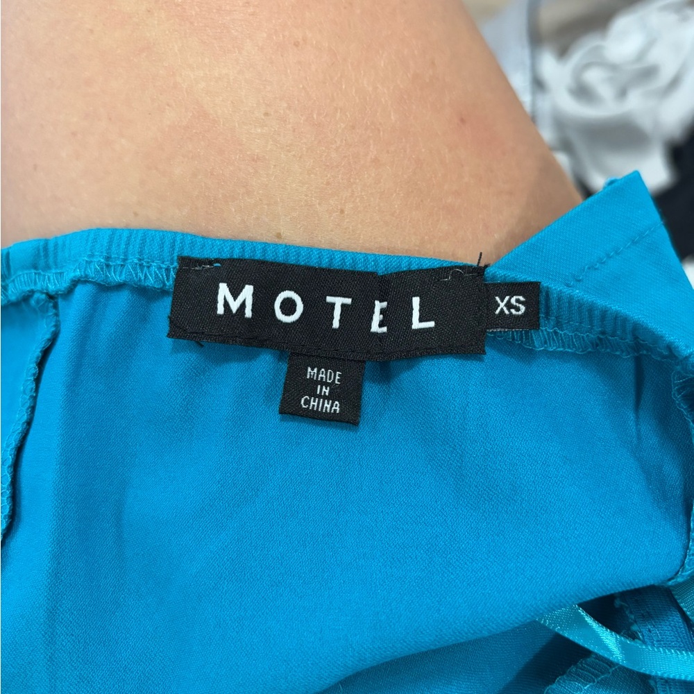 Motel Rocks Blue Bandeau - Picture 4 of 4